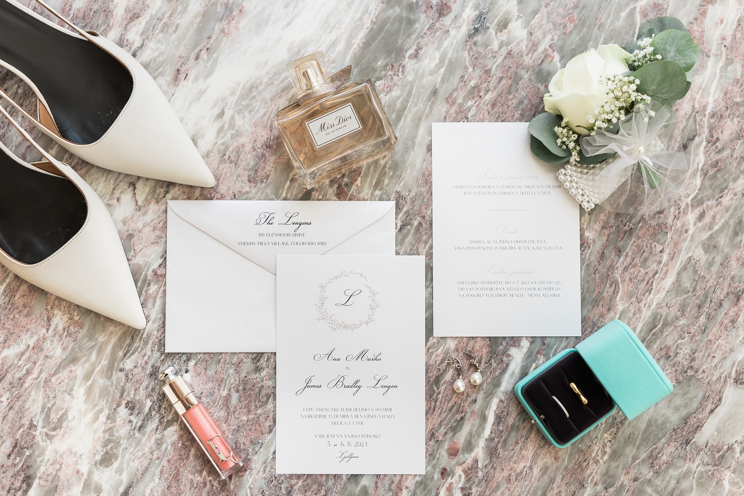 Potisk naslovov ali imen na kuverte